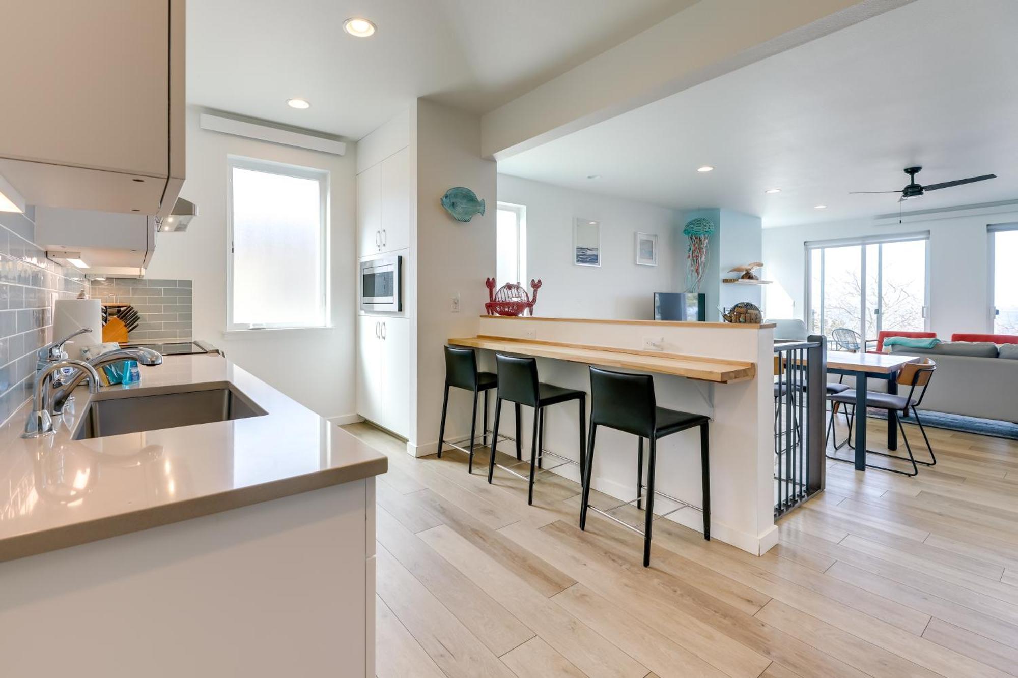 Scenic Depoe Bay Townhome With Deck Less Than 1 Mi To Parks! Exteriör bild
