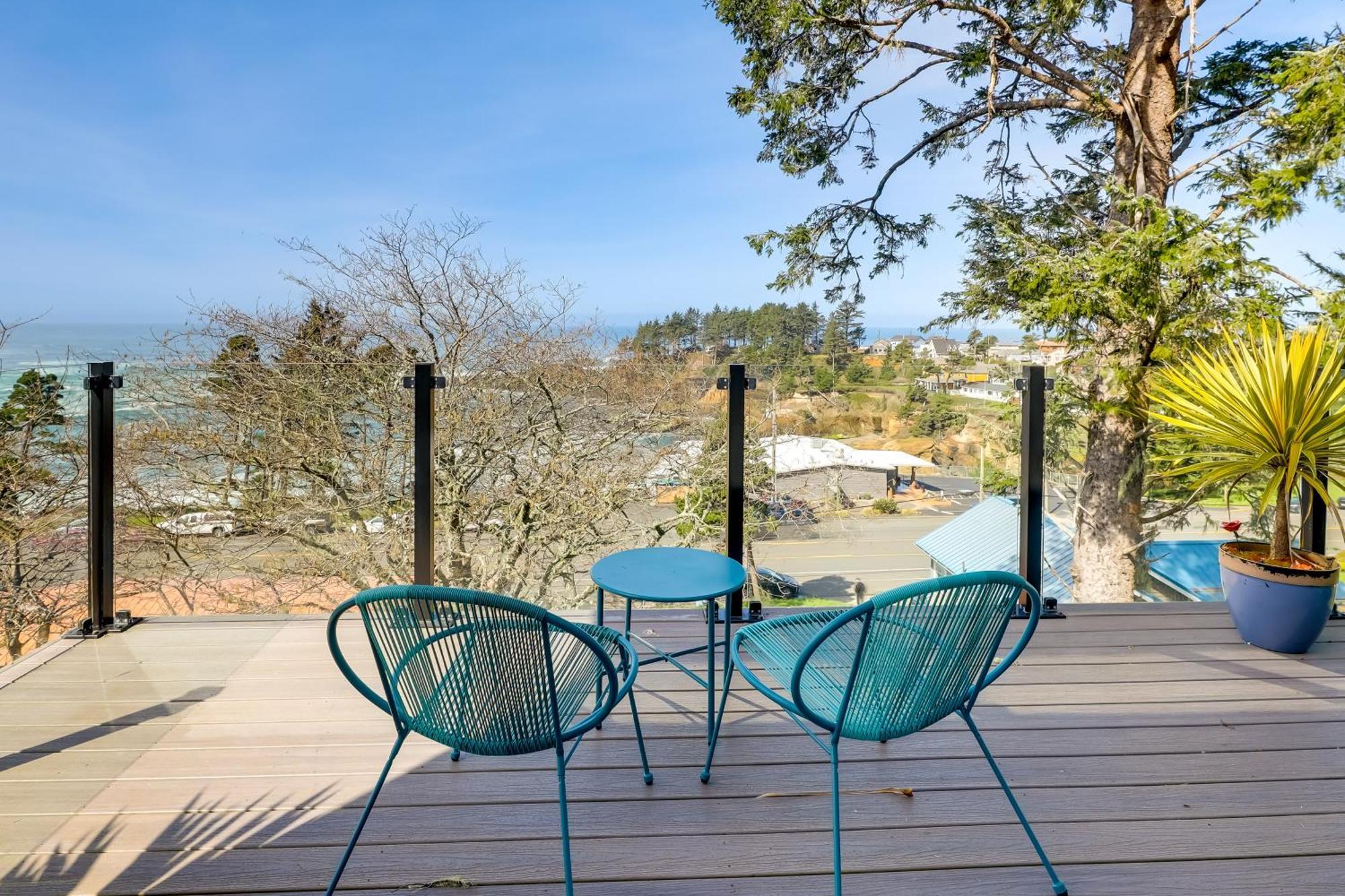 Scenic Depoe Bay Townhome With Deck Less Than 1 Mi To Parks! Exteriör bild